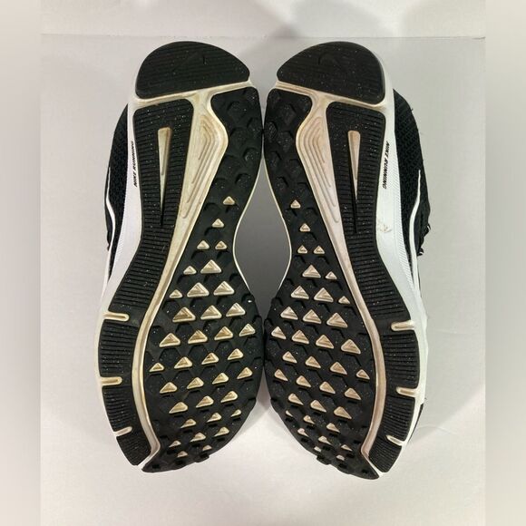 Nike Quest 2 Women's Running Shoes Size 8 Black White C13803-004 Sneakers - Picture 8 of 9